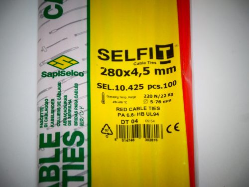 Red cable tie 280x4.5 mm SapiSelco - premium quality (1 pack / 100 pcs) [SEL.10.425R]
