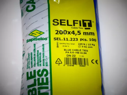 Blue cable tie 200x4.5 mm SapiSelco - premium quality (1 pack / 100 pcs) [SEL.11.223R]